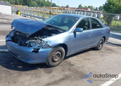 2003 Toyota Camry Le z USA, uszkodzony, nr VIN 4T1BE32K73U660930